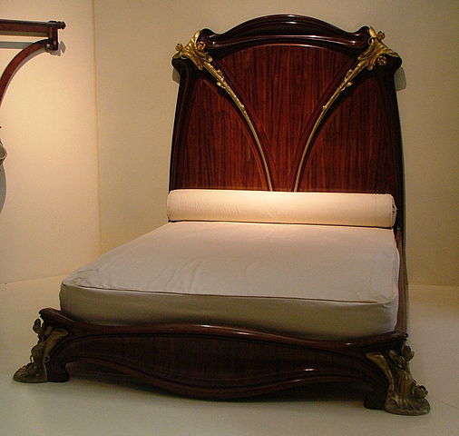 Nénuphar bed - Louis Majorelle