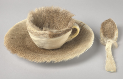 Object Le Déjeuner en fourrure - Meret Oppenheim