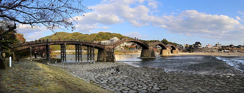  Kintai Bridge