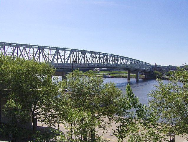 Taylor Southgate Bridge