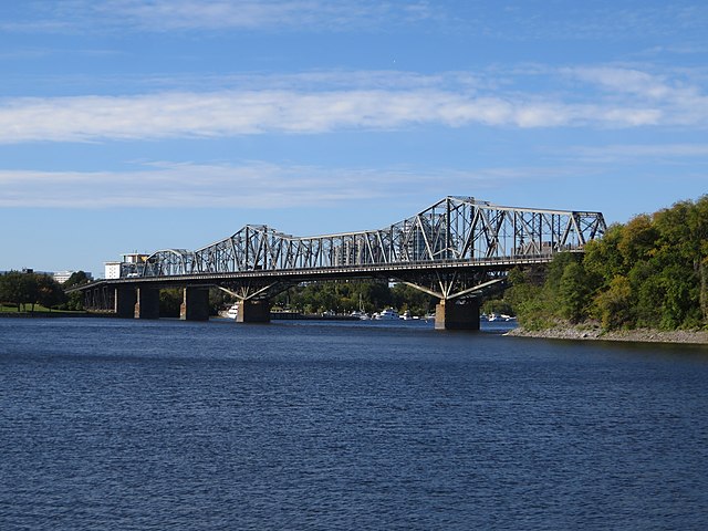 Alexandra Bridge