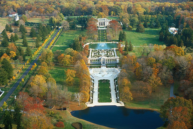 Nemours Estate