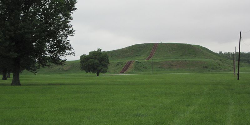 Cahokia Mounds State Historic Site