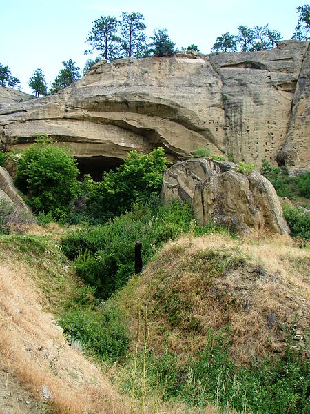 Pictograph Cave State Park