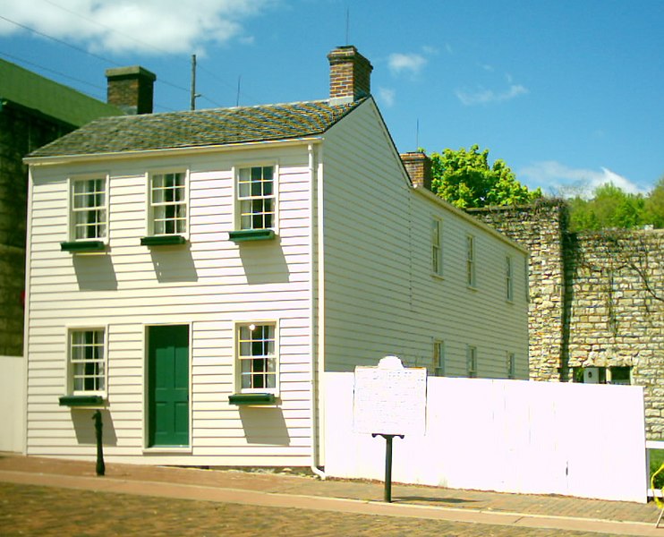 The Mark Twain Boyhood Home & Museum